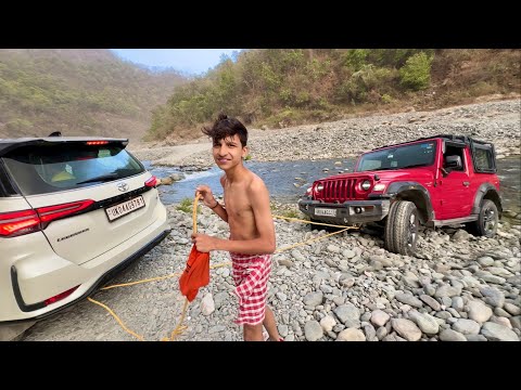 Thar Faas Gayi 😳 Fortuner Se Khicha