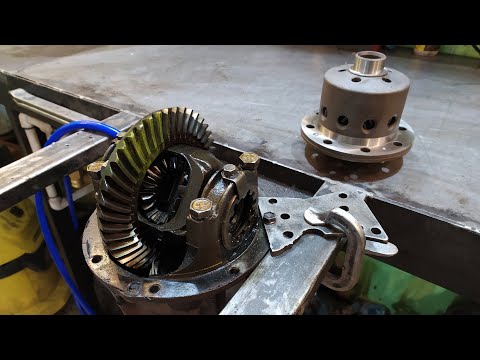 Installing the lock. How to adjust the gearbox.