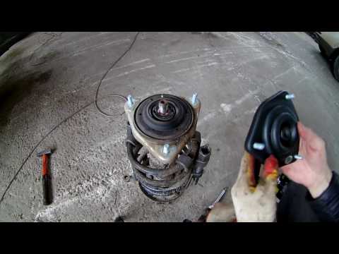 Replacing the front strut support on a Lada Priora 21126 2013 LADA Priora