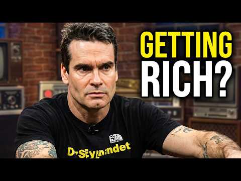 Henry Rollins Dropping Knowledge About Green Day & Getting Rich In Music Biz...💰 #punkrock