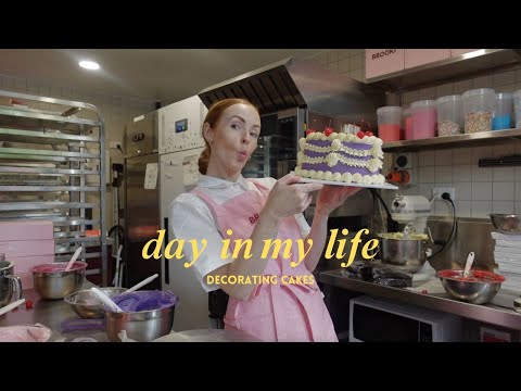 Decorating 50 Cakes in the Bakery