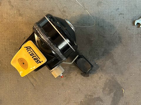 Johnson Commander 150 -- Service and Lubrication -- Young Martin's Reels