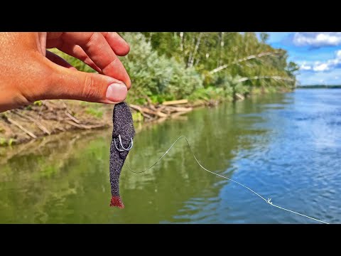 Спиннинг в Сентябре! Рыба АТАКУЕТ в Корягах! Магия поролоновой рыбки. Рыбалка 2024