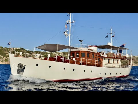 €4 Million Classic Superyacht Tour : 1935/2024 26 Metre Yarrow & Co.