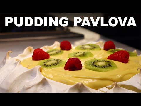 Pavlova with pastry cream (marshmallowy meringue with pudding on top)