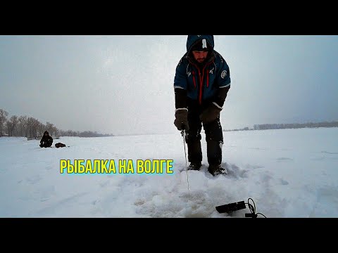 ИЩУ СУДАКА НОВЫМ ЭХОЛОТОМ RIVERTECH. РЫБАЛКА НА ВОЛГЕ В ГЛУХОЗИМЬЕ