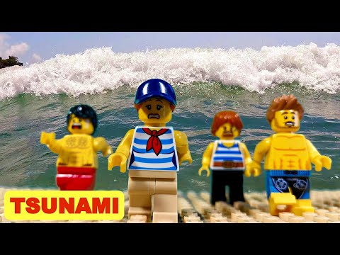 LEGO TSUNAMI Hits BRICK BEACH - DISASTER Movie 4K 60 Fps - ep 92