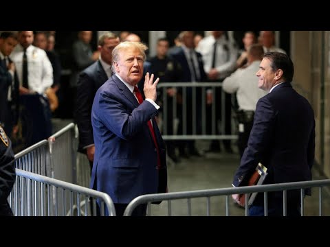 WHOA: Far right judge pulls INSANE pro-Trump stunt in court