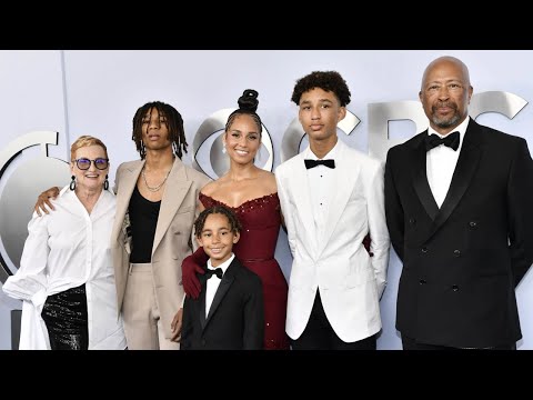 Alicia Keys' FATHER Reveals a Hidden TRUTH About Their Past (2024)