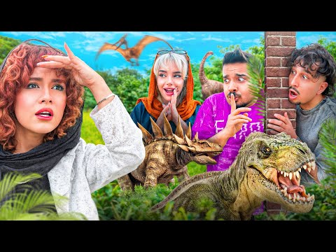 بین کلی دایناسور قایم موشک بازی کردیم🦖