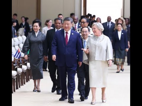 这回没中风？習彭亮相婦女大會，矮翻译抢眼！川普话中有话：習主席经历最坏時刻！美國總統抵達以色列，哈馬斯釋放所有人質