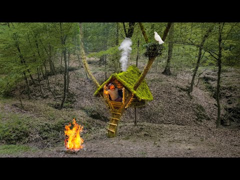 Building a Warm and Cozy Treehouse | Bushcraft forest Cabin, Survival shelter ,Clay oven