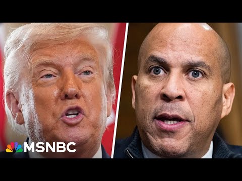 Booker blows up at Dem colleagues: ‘Don’t see enough fight in this caucus’