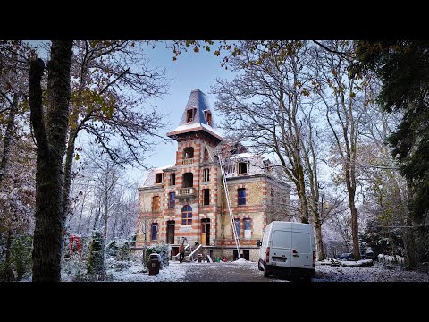 The first snow, HUGE SEPTIC TANK gets installed.