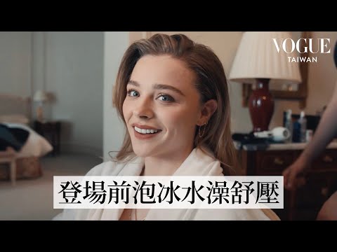 克蘿伊摩蕾茲著帥氣皮衣去看LV大秀!回顧童星時期紅毯照片:「這姿勢就像災難!」|Getting Ready With|Vogue Taiwan