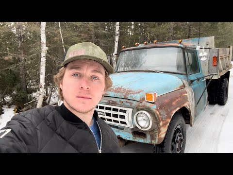 Vintage International Truck // Servicing My Transmission And Rear Diff Fluids