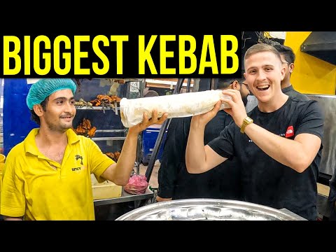 MASSIVE Pakistani STREET FOOD Tour in KARACHI 🇵🇰