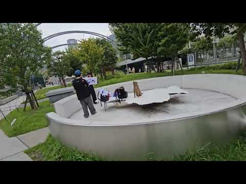 東京的天空花園 涉谷土地寸土寸金 在屋頂上蓋的宮下公園特別有風味也非常迷人，值得在這邊走走逛逛ep40