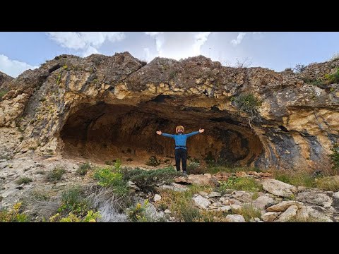 Turning a cave to s survival shelter in rainforest and mistreating