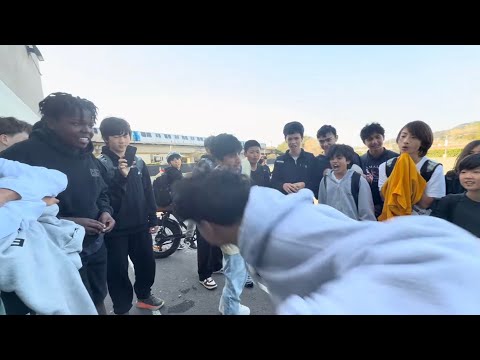 Bloody knuckles in school