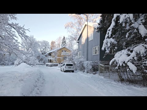 [4K] Freezing Crunchy Snow ❄️ Beautiful Snow-Covered Sunny Winter Day Walk in Helsinki, Finland