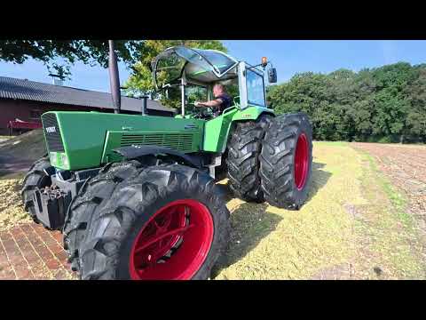 Häckselkraft mit Ford, Fendt, Deutz & Co. – Maissilo wie früher - Häckselclub Emstek (1 von 3)