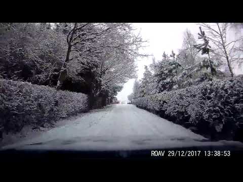 Range Rover Evoque in the snow, with new Pirelli Scorpion All season tyres. Awesome!