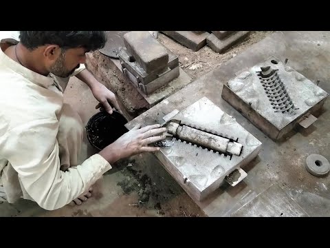 How to make a sand mold for casting metal