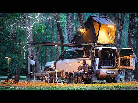 Cozy Camping Quick 5-Minute Automatic Setup, with Land Rover Defender