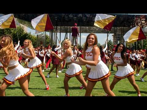 Cheerleaders, the dark side of the American dream