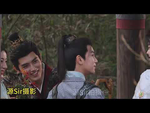 后续完整版来咯，我说怎么笑那么开心，原来是有笑点的呀，笑起来是真的好看，俊男靓女#迪丽热巴 #陈飞宇