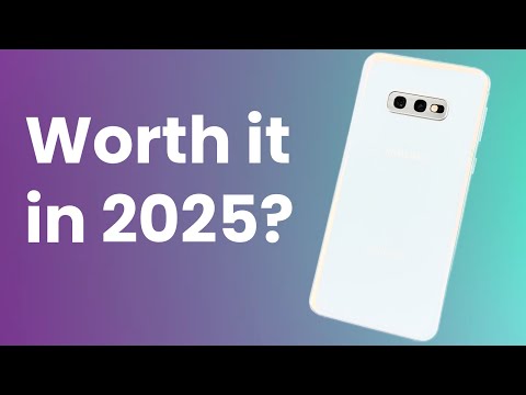 Perfect Small Phone...Still? - Samsung S10e - Worth it in 2025? (Real World Review)
