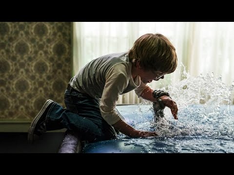 How to Beat THE WITCH DEMON in "The Conjuring: The Devil Made Me Do It"