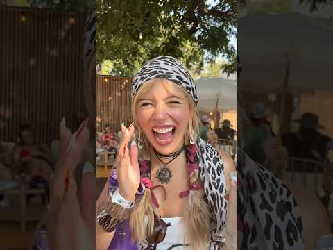 Dashpass members get access to the DoorDash lounge for both weekends at ACL fest! #DoorDashPartner