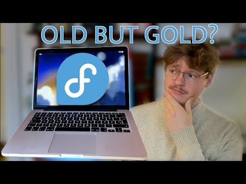 I installed the new Fedora Linux on an old Intel Macbook - It's GREAT