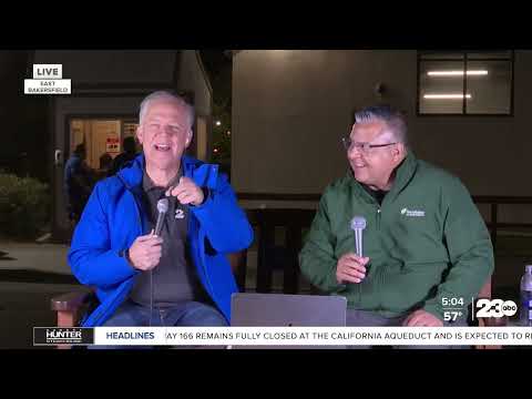 101025 a block convo on bench with live toss