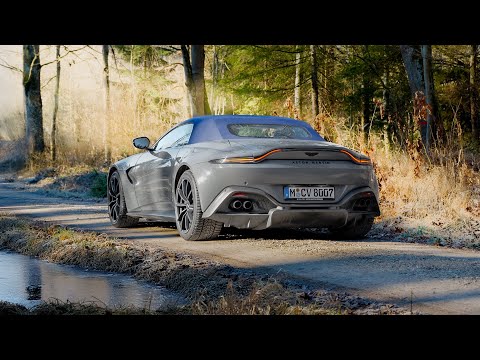 Aston Martin Vantage Roadster | Drive & RAW Sound