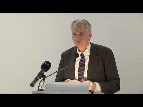 Lecture by an American historian Timothy Snyder on the Holodomor (“murder by starvation”) in Ukraine