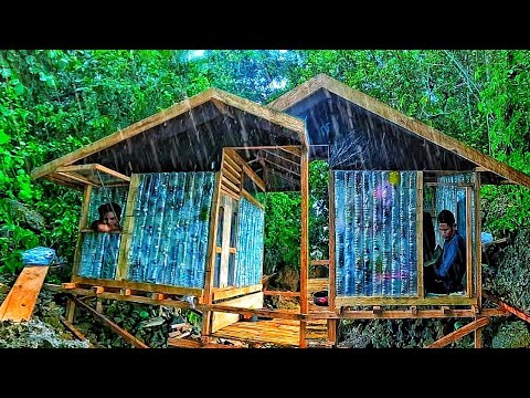 camping di guyur hujan deras berburu ikan malah bertemu predator imut