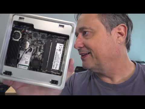 Minisforum NAB9 PLUS unboxing and overview