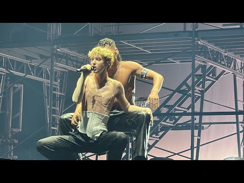 Troye Sivan - Live In Toronto - One Of Your Girls