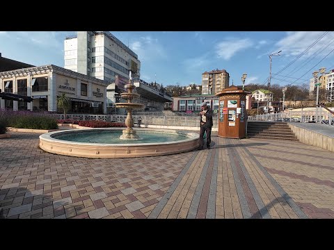 Кисловодск. Теплая, осенняя прогулка по городу. 8 ноября 2025 г.