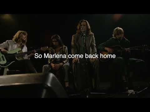 Måneskin Torna a casa Live Performance with English Lyrics