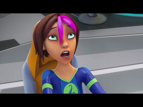 Secret Tunnel! 🤫 The Hole Truth | The Deep Season 4 🦈 Ep 1 | HD Full Episode