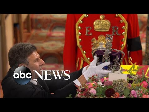 Imperial State Crown, orb and sceptre removed from Queen Elizabeth II's coffin | ABC News