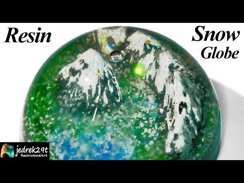 Snow Globe ❄ Diorama. DIY a simple way / RESIN ART