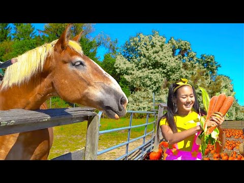 Ellie Sparkles Learns About Farm Animals on School Class Trip