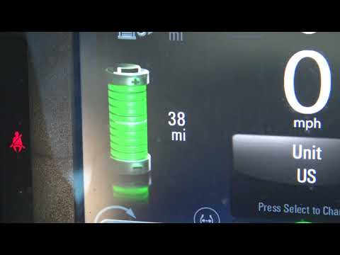 2 Chevy Volts a comparision from an owners prespective in 4k