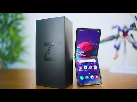 My Samsung Galaxy Z Flip Unboxing AND First Impressions!
