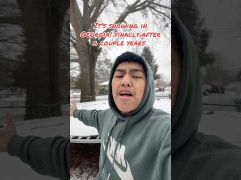 Itβs snow ing Georgia after a few years